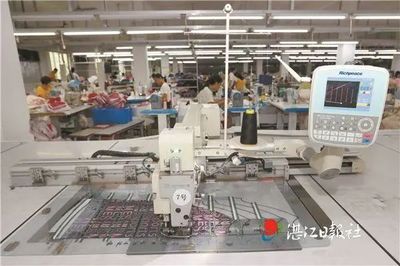 湛江的數(shù)字化轉(zhuǎn)型,正讓科幻片的&ldquo;未來(lái)工廠&rdquo;漸成現(xiàn)實(shí)!